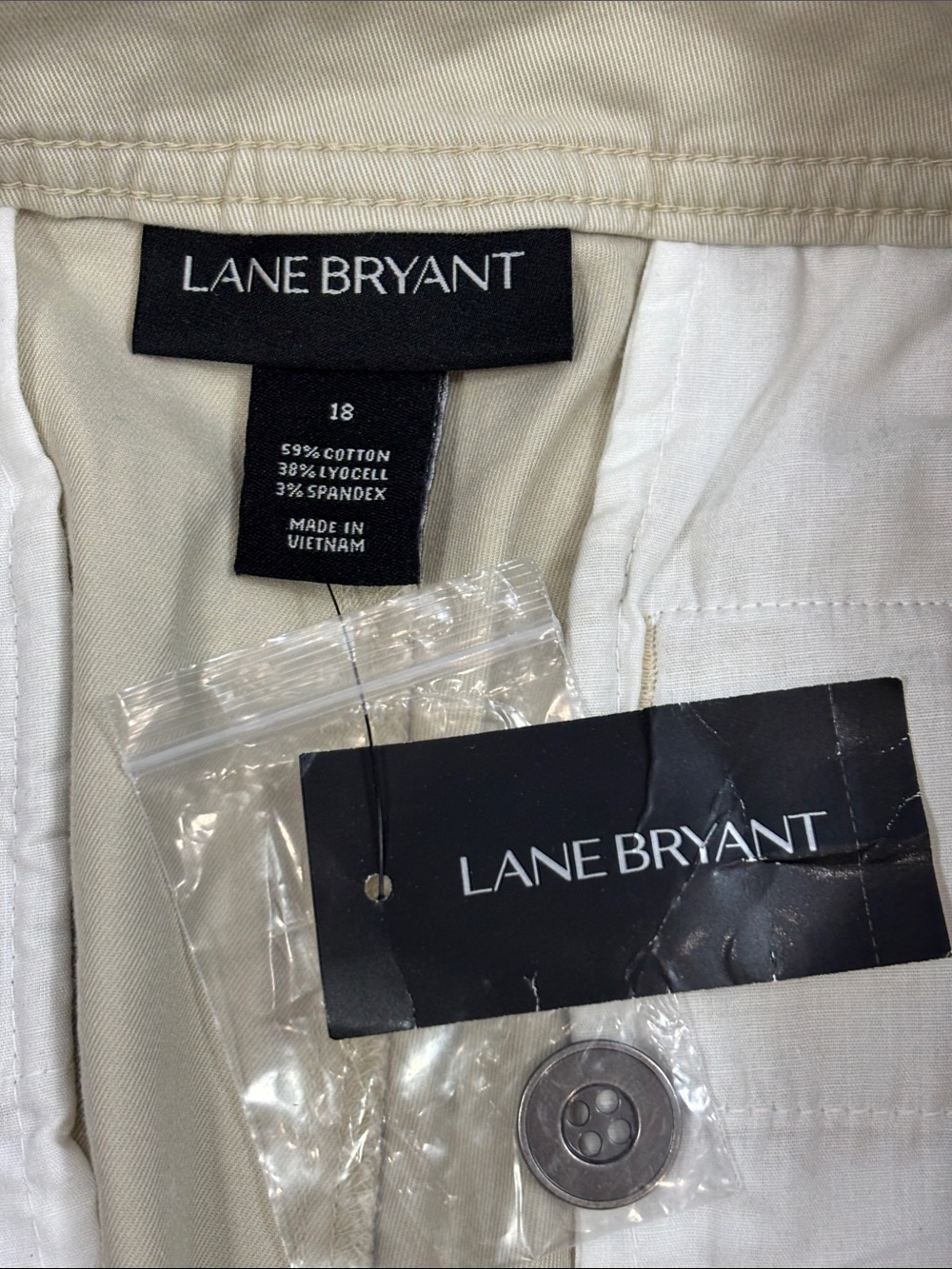 Lane Bryant Tan Bermuda Shorts - 18 NWT - Picture 4 of 4